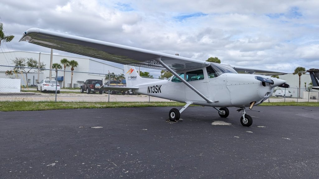 Cessna 172N | N13SK
